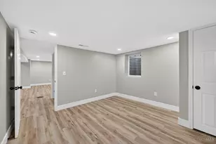 6781 Somerset Dr, Springfield Township, OH 45224 - Photo 39