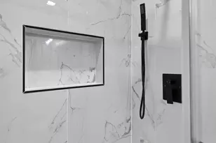 6781 Somerset Dr, Springfield Township, OH 45224 - Photo 23