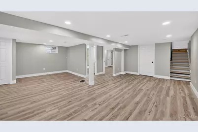 6781 Somerset Drive, Springfield Township, OH 45224 - Photo 31