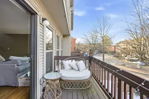 416 Old Court St, Cincinnati, OH 45203 - Photo 9