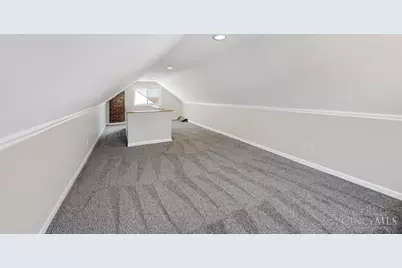 1144 Hempstead Drive, Cincinnati, OH 45231 - Photo 21