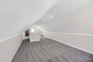 1144 Hempstead Dr, Cincinnati, OH 45231 - Photo 21