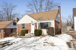 1144 Hempstead Dr, Cincinnati, OH 45231 - Photo 3