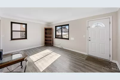 1144 Hempstead Drive, Cincinnati, OH 45231 - Photo 5