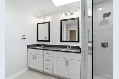 673 Brandy Way, Union Township, OH 45244 - Photo 35