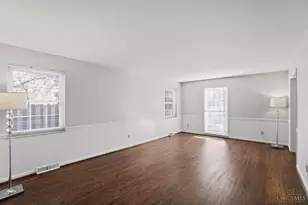 8677 Shagbark Dr, Sycamore Township, OH 45242 - Photo 5