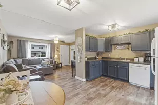 349 Oakridge Dr, Wilmington, OH 45177 - Photo 9