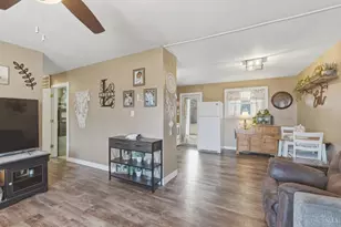 349 Oakridge Dr, Wilmington, OH 45177 - Photo 5