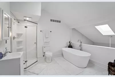 325 Milton Street, Cincinnati, OH 45202 - Photo 33