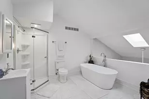 325 Milton St, Cincinnati, OH 45202 - Photo 33