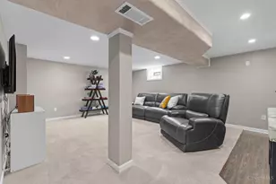 1231 Meriweather Ave, Cincinnati, OH 45208 - Photo 29