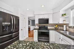 5573 Day Dr, Miami Township, OH 45150 - Photo 17