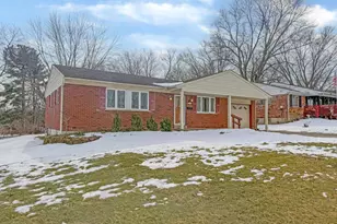 1283 Bellune, Springfield Township, OH 45231 - Photo 3