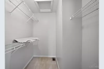 1090 W Galbraith Road, Springfield Township, OH 45231 - Photo 23