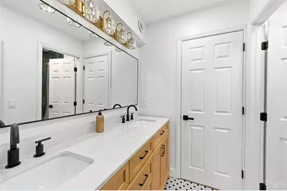 9933 Hampstead Court, West Chester, OH 45241 - Photo 41