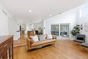 9933 Hampstead Ct, West Chester, OH 45241 - Photo 15