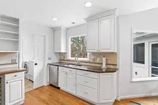 9933 Hampstead Ct, West Chester, OH 45241 - Photo 11