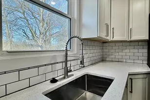 1140 Cedar Ave, Cincinnati, OH 45224 - Photo 3