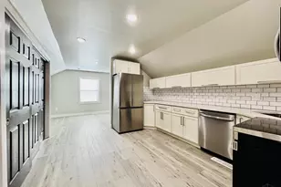 1140 Cedar Ave, Cincinnati, OH 45224 - Photo 25