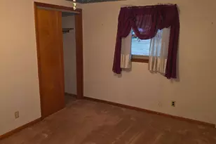 5019 Betsy Dr, Franklin Township, OH 45005 - Photo 7