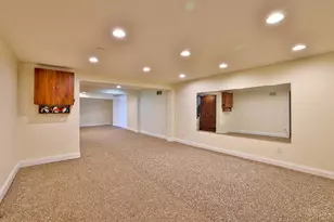 4975 Miami Rd, Indian Hill, OH 45243 - Photo 37