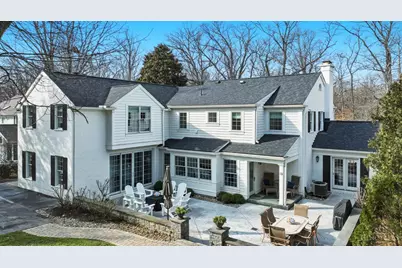 6617 Mariemont Avenue, Mariemont, OH 45227 - Photo 3