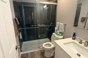 9561 Trafalgar Ct, Colerain Township, OH 45251 - Photo 7