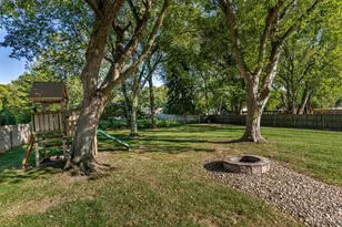 6000 Cobbleskill Ct, Centerville, OH 45459 - Photo 3