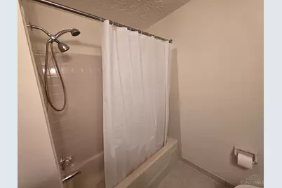 3594 Homelawn Avenue #14, Cincinnati, OH 45211 - Photo 15