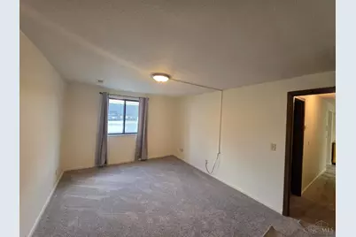 3594 Homelawn Avenue #14, Cincinnati, OH 45211 - Photo 9