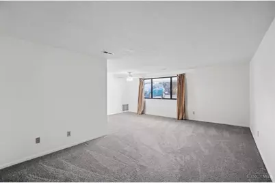 3594 Homelawn Avenue #14, Cheviot, OH 45211 - Photo 5