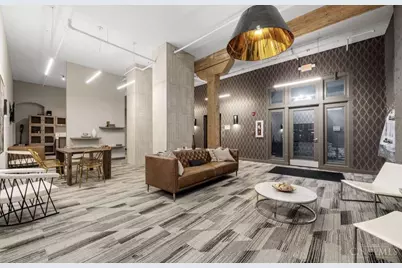 813 Broadway Street #204, Cincinnati, OH 45202 - Photo 9