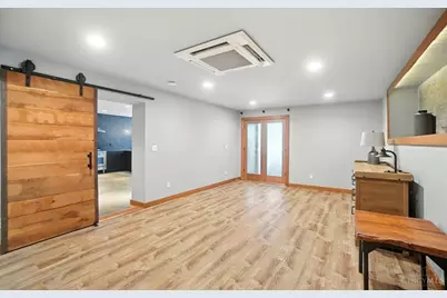 1628 Central Parkway, Cincinnati, OH 45202 - Photo 61