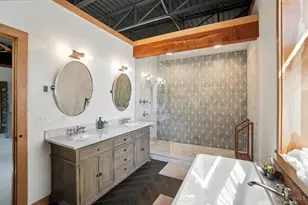 1628 Central Pkwy, Cincinnati, OH 45202 - Photo 27