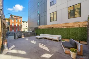 1628 Central Pkwy, Cincinnati, OH 45202 - Photo 71