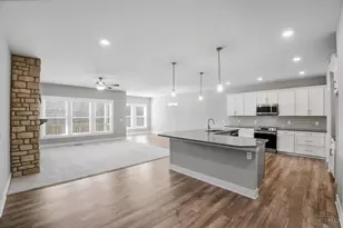 501 Creekside Ln, Lebanon, OH 45036 - Photo 9