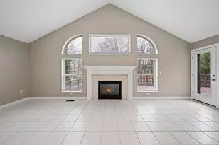 3653 Legend Oaks Dr, Amelia, OH 45102 - Photo 7