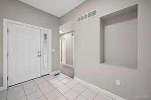 3653 Legend Oaks Dr, Pierce Township, OH 45102 - Photo 3