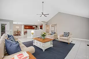 3653 Legend Oaks Dr, Amelia, OH 45102 - Photo 5