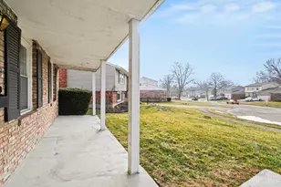 1480 Kelvin Ct, Forest Park, OH 45240 - Photo 3