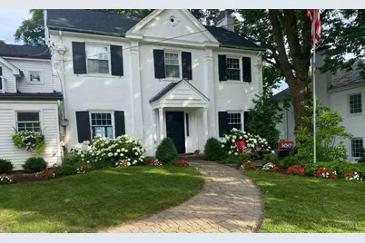 1002 Richwood Circle, Cincinnati, OH 45208 - Photo 3