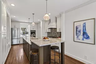 1002 Richwood Cir, Cincinnati, OH 45208 - Photo 25