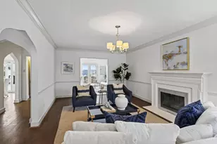 1002 Richwood Cir, Cincinnati, OH 45208 - Photo 11