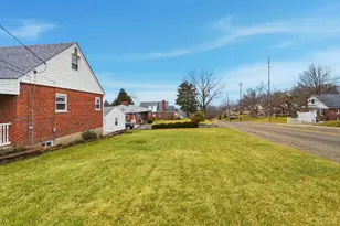 1357 Thurnridge Dr, Reading, OH 45215 - Photo 43