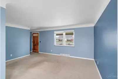 1357 Thurnridge Drive, Reading, OH 45215 - Photo 9