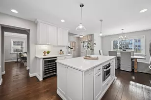 1005 Richwood Cir, Cincinnati, OH 45208 - Photo 7