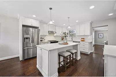 1005 Richwood Circle, Cincinnati, OH 45208 - Photo 5