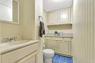 3911 Robinhill Dr, Cincinnati, OH 45211 - Photo 29