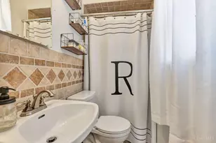 3911 Robinhill Dr, Cincinnati, OH 45211 - Photo 21