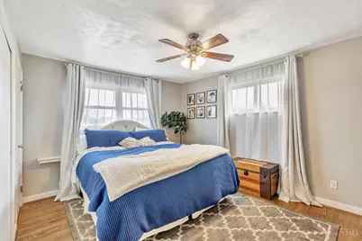 3911 Robinhill Drive, Cincinnati, OH 45211 - Photo 17